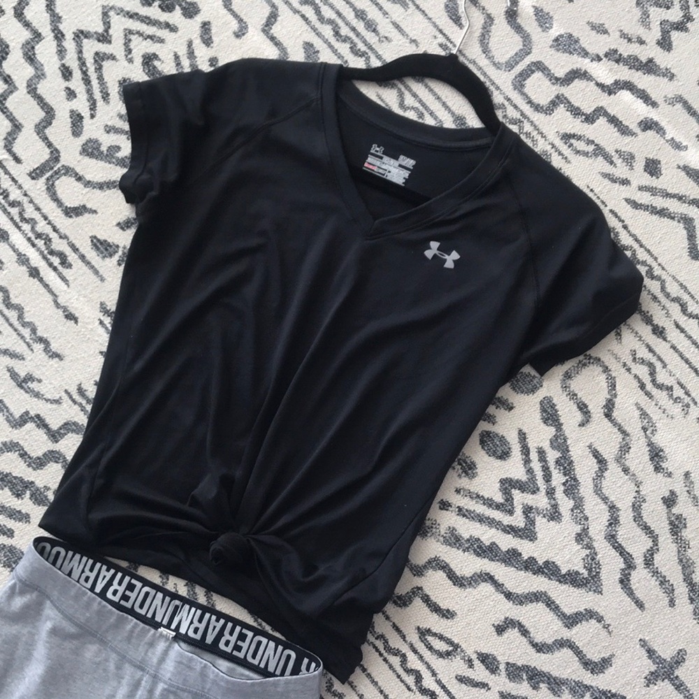 SOLD!! Under Armour T Shirt
